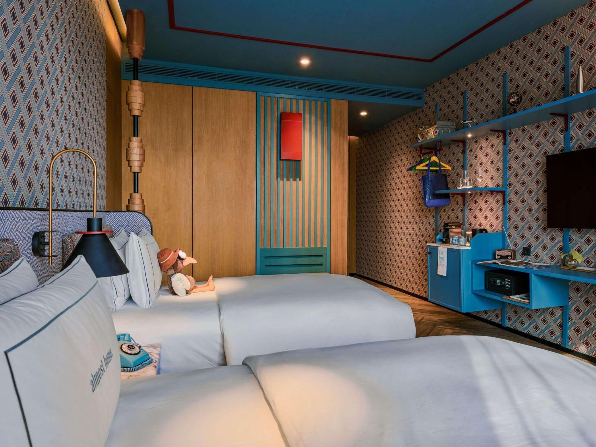 25Hours Hotel Jakarta The Oddbird Екстер'єр фото